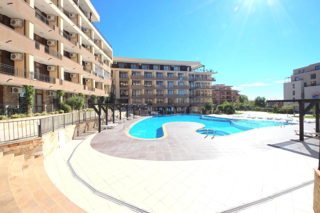 Menada Luxor Apartments Sveti Vlas Eksteriør billede