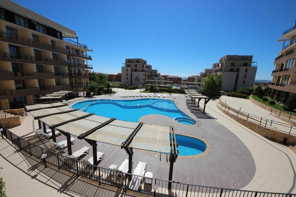 Menada Luxor Apartments Sveti Vlas Eksteriør billede