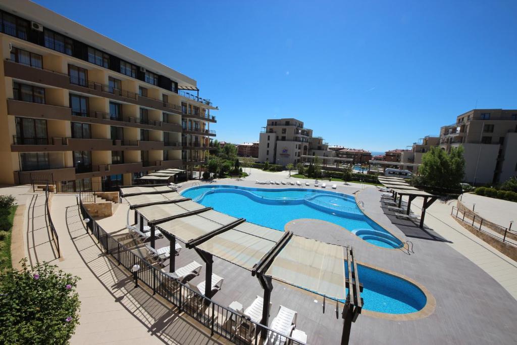 Menada Luxor Apartments Sveti Vlas Eksteriør billede