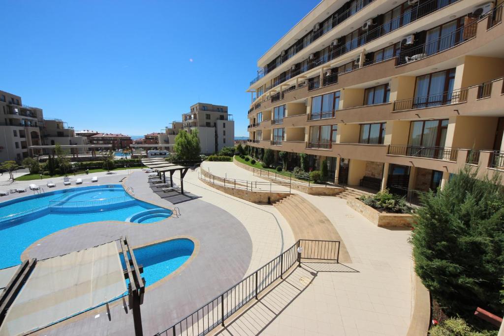 Menada Luxor Apartments Sveti Vlas Eksteriør billede