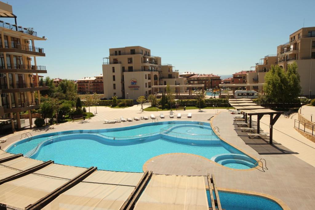 Menada Luxor Apartments Sveti Vlas Eksteriør billede