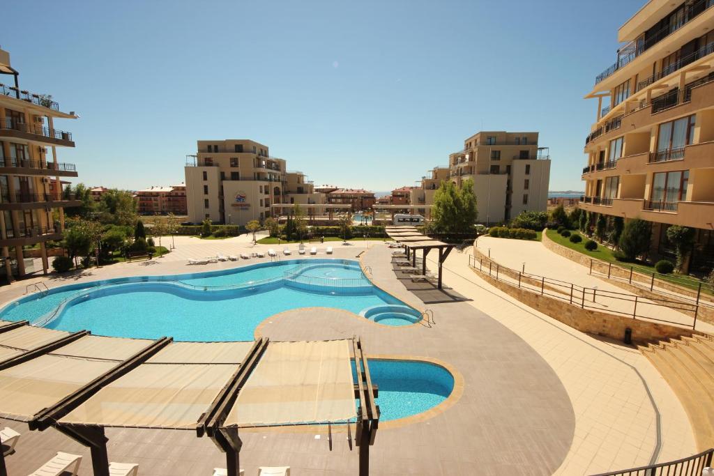Menada Luxor Apartments Sveti Vlas Eksteriør billede